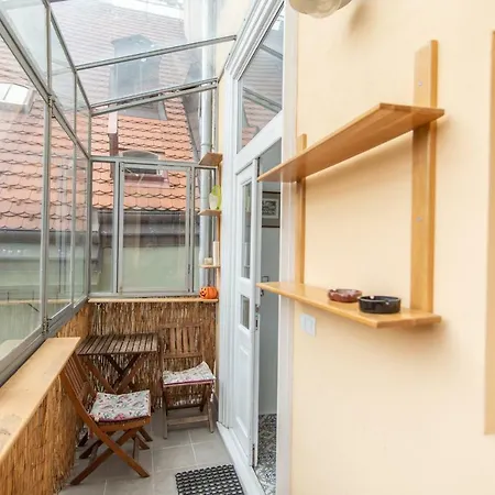 Family Friendly In Karlin Near The Centre By Easybnb * Prag