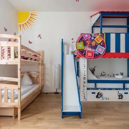 Family Friendly In Karlin Near The Centre By Easybnb *
