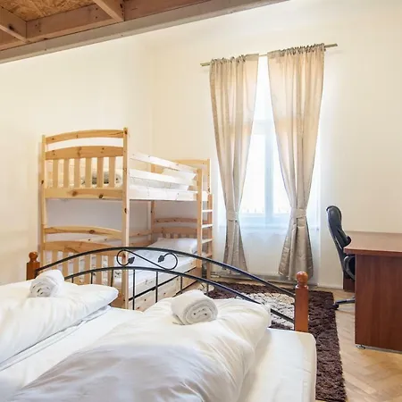Lägenhet Family Friendly In Karlin Near The Centre By Easybnb *